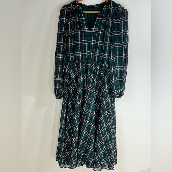 Green Plaid Pleated Midi Dress by Ann Taylor - Picture 7 of 10